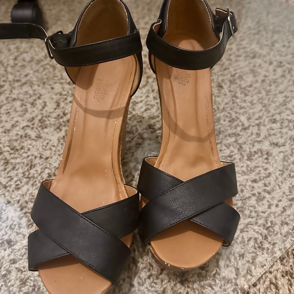 Elegant Black Women's Sandals